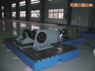 無錫微機(jī)控制驅(qū)動橋總成扭轉(zhuǎn)試驗機(jī)